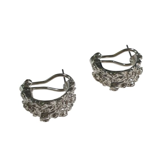Silver Tone Nugget Textured Hoop Earrings Latch Back Closure Costume Fashion - Picture 1 of 4